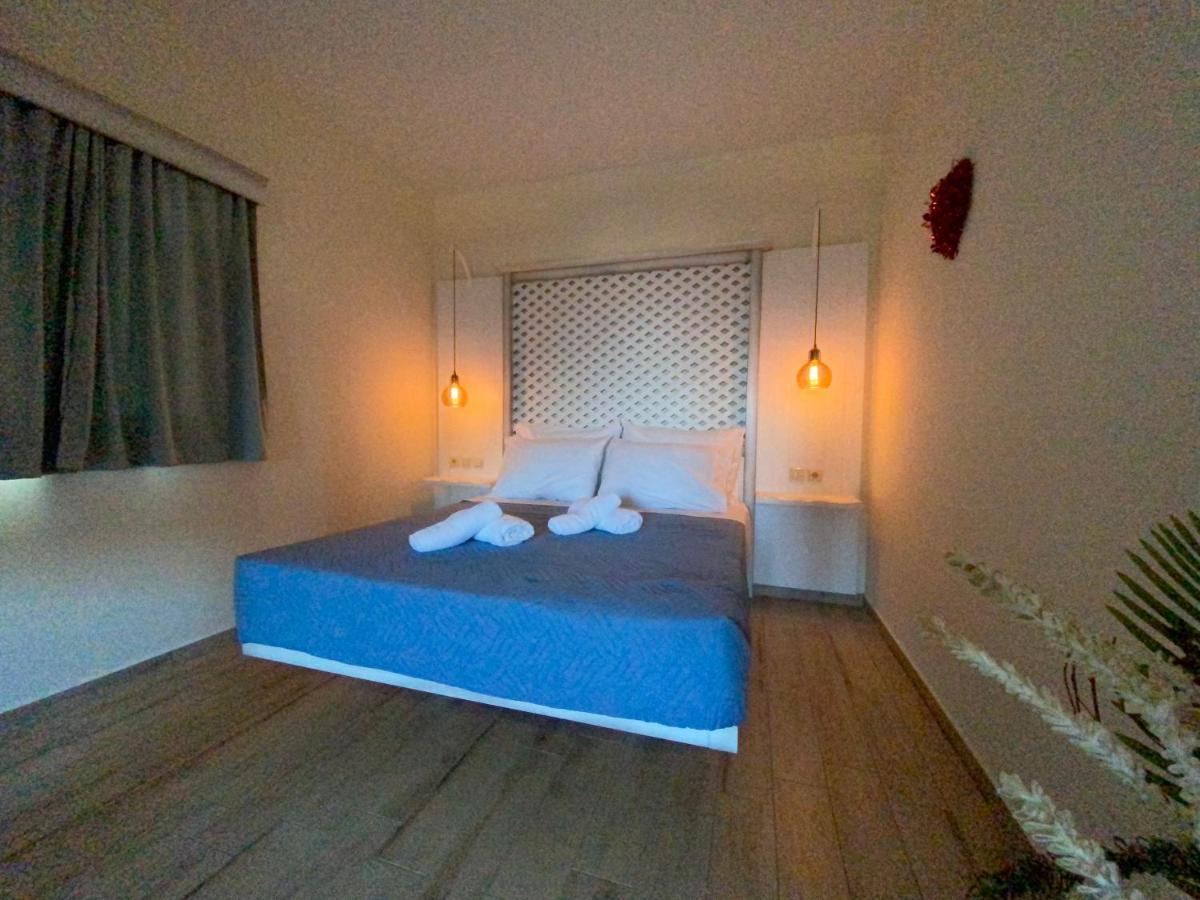Michail Suites Afiartis Karpathos Bagian luar foto